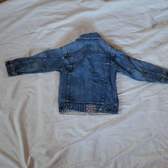 Gap jean jacket - Picture 2 of 5